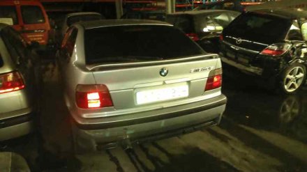 Vehiculo en el desguace: BMW SERIE 3 BERLINA (E36) 318tds