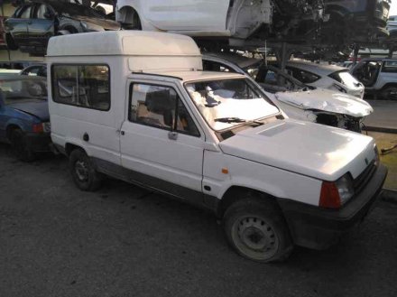 Vehiculo en el desguace: SEAT TERRA Furgoneta