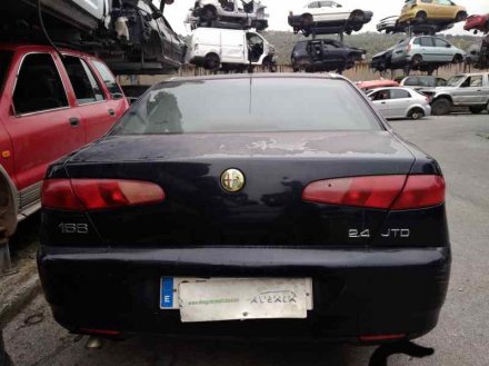 Vehiculo en el desguace: ALFA ROMEO 166 2.4 JTD