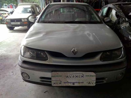 Vehiculo en el desguace: RENAULT LAGUNA (B56) 1.9 dCi RT