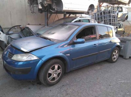 Vehiculo en el desguace: RENAULT MEGANE II BERLINA 5P Confort Authentique