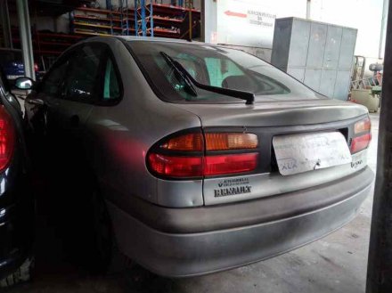 Vehiculo en el desguace: RENAULT LAGUNA (B56) 1.9 dCi RT