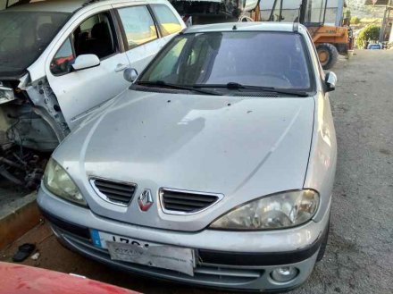 Vehiculo en el desguace: RENAULT MEGANE I CLASSIC (LA0) 1.9 dTi RN (LAON)