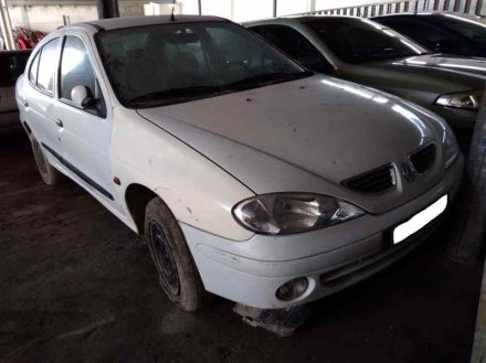 Vehiculo en el desguace: RENAULT MEGANE I CLASSIC (LA0) 1.9 D Europa