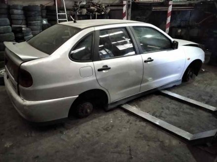 Vehiculo en el desguace: SEAT CORDOBA BERLINA (6K2) SX (1997->)