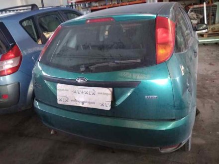 Vehiculo en el desguace: FORD FOCUS BERLINA (CAK) Ambiente