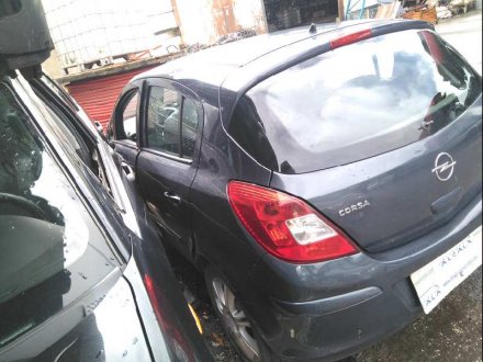 Vehiculo en el desguace: OPEL CORSA D Cosmo