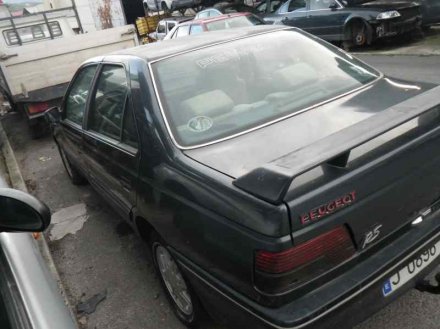 Vehiculo en el desguace: PEUGEOT 405 BERLINA Embassy Turbo D