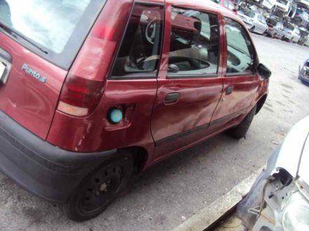 Vehiculo en el desguace: FIAT PUNTO BERL. (176) 75 S