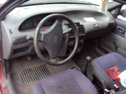 Vehiculo en el desguace: FIAT PUNTO BERL. (176) 75 S