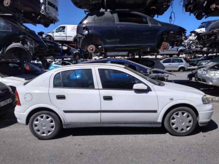 Vehiculo en el desguace: OPEL ASTRA G BERLINA Club