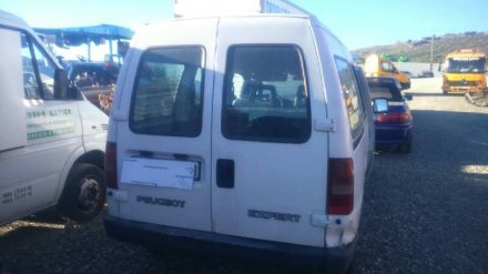 Vehiculo en el desguace: PEUGEOT EXPERT KOMBI Confort acristaldo (5 asientos)