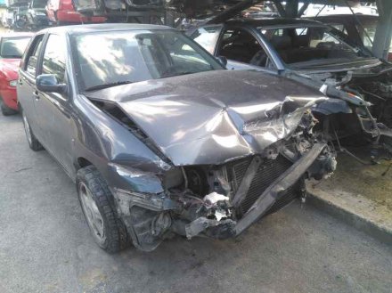 Vehiculo en el desguace: SEAT IBIZA (6K1) Signo