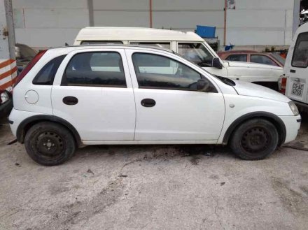 Vehiculo en el desguace: OPEL CORSA C Blue Line