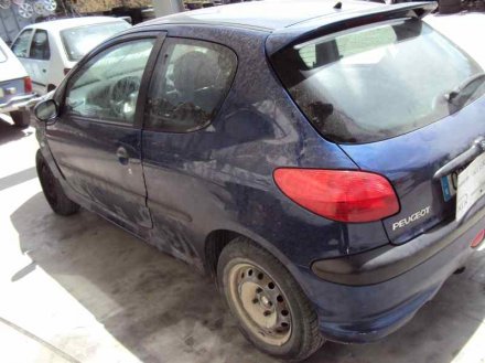 Vehiculo en el desguace: PEUGEOT 206 BERLINA XS