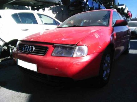 Vehiculo en el desguace: AUDI A3 (8L) 1.9 TDI Ambiente