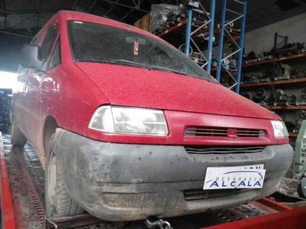 Vehiculo en el desguace: PEUGEOT EXPERT KOMBI Confort acristaldo (5 asientos)