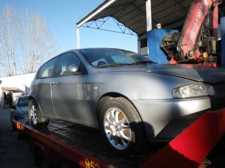 Vehiculo en el desguace: ALFA ROMEO 147 (190) 1.6 T.Spark Distinctive