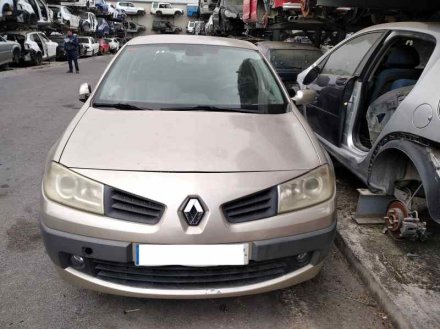 Vehiculo en el desguace: RENAULT MEGANE II BERLINA 5P Authentique