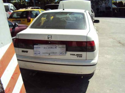 Vehiculo en el desguace: SEAT TOLEDO (1L) SE