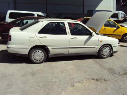 Vehiculo en el desguace: SEAT TOLEDO (1L) SE