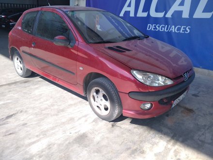 Vehiculo en el desguace: PEUGEOT 206 BERLINA 1.4