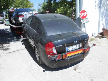 Vehiculo en el desguace: HYUNDAI ACCENT (LC) GLS