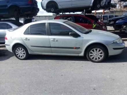 Vehiculo en el desguace: RENAULT LAGUNA II (BG0) Authentique