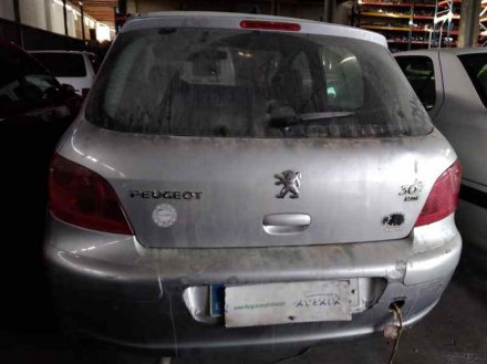 Vehiculo en el desguace: PEUGEOT 307 (S1) XS