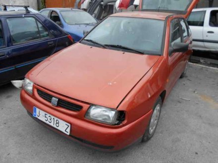 Vehiculo en el desguace: SEAT IBIZA (6K) Básico