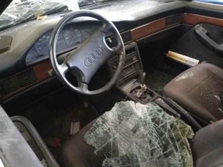 Vehiculo en el desguace: AUDI 100 BERLINA (443) Básico