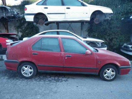 Vehiculo en el desguace: RENAULT 19 GTS