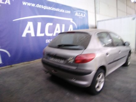 Vehiculo en el desguace: PEUGEOT 206 BERLINA 1.4