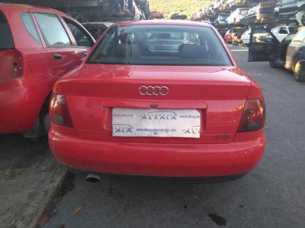 Vehiculo en el desguace: AUDI A4 BERLINA (B5) 1.8