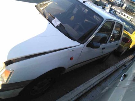 Vehiculo en el desguace: PEUGEOT 205 BERLINA 1.8 D Mito