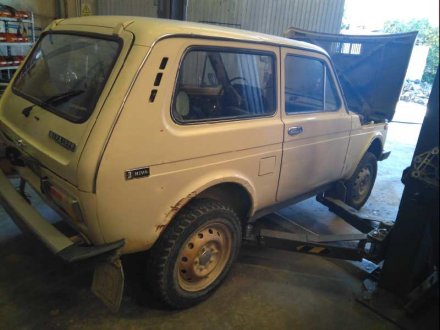 Vehiculo en el desguace: LADA NIVA ( 2121 / 21213 / 21214 / 21215 ) Basis