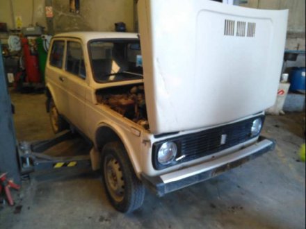 Vehiculo en el desguace: LADA NIVA ( 2121 / 21213 / 21214 / 21215 ) Basis