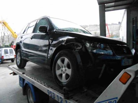 Vehiculo en el desguace: SUZUKI GRAND VITARA JB (JT) 1,9 Ltr. DDIS JLX-E 5-türig