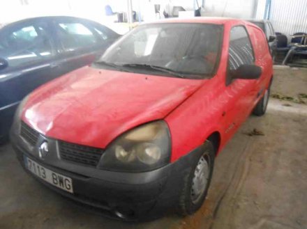 Vehiculo en el desguace: RENAULT CLIO II FASE II (B/CB0) Billabong