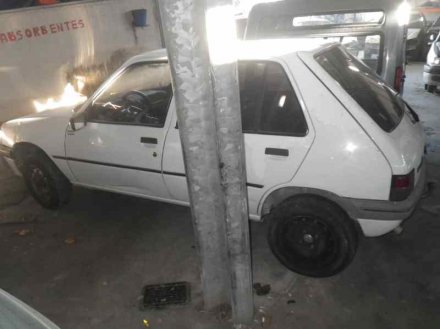 Vehiculo en el desguace: PEUGEOT 205 BERLINA 1.8 D Mito