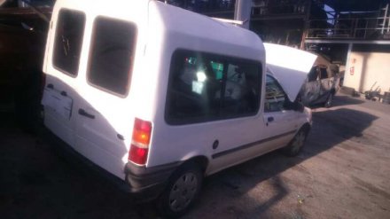 Vehiculo en el desguace: FORD FIESTA BERL./COURIER Surf