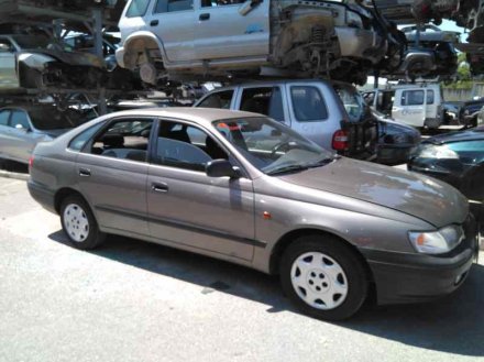 Vehiculo en el desguace: TOYOTA CARINA (T19) 1.6 XLi (5-ptas.)