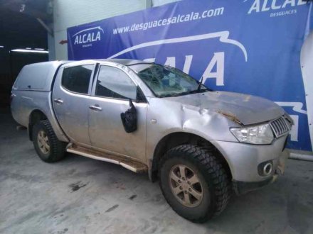 Vehiculo en el desguace: MITSUBISHI L 200 (KA0/KB0) Cabina doble Intense 4x4