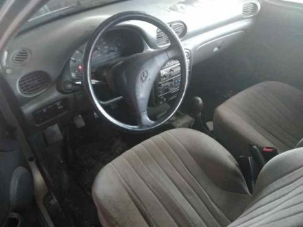 Vehiculo en el desguace: HYUNDAI ACCENT (X3) 1.3 GLS