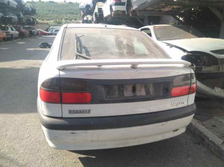 Vehiculo en el desguace: RENAULT LAGUNA (B56) 1.8 RN (B56B)