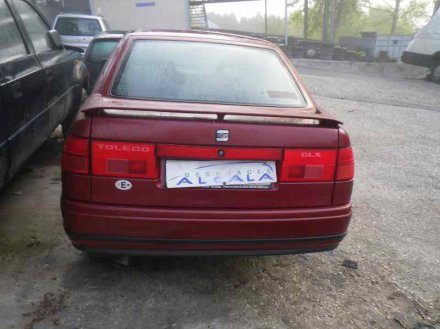 Vehiculo en el desguace: SEAT TOLEDO (1L) Base