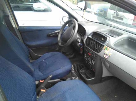 Vehiculo en el desguace: FIAT PUNTO BERLINA (188) 1.2 8V