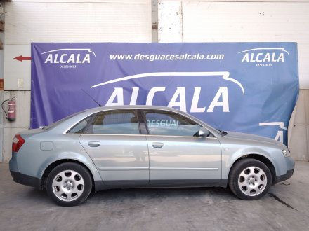 Vehiculo en el desguace: AUDI A4 BERLINA (8E) 2.4 V6 30V CAT (BDV)