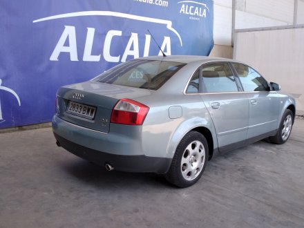 Vehiculo en el desguace: AUDI A4 BERLINA (8E) 2.4 V6 30V CAT (BDV)
