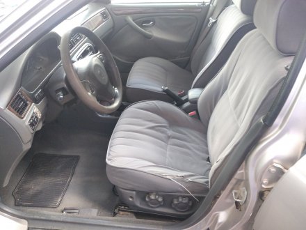 Vehiculo en el desguace: ROVER ROVER 420 SDI *